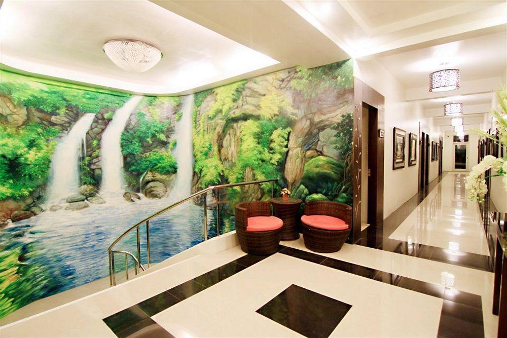 Urban Manor Hotel Roxas City Exterior foto